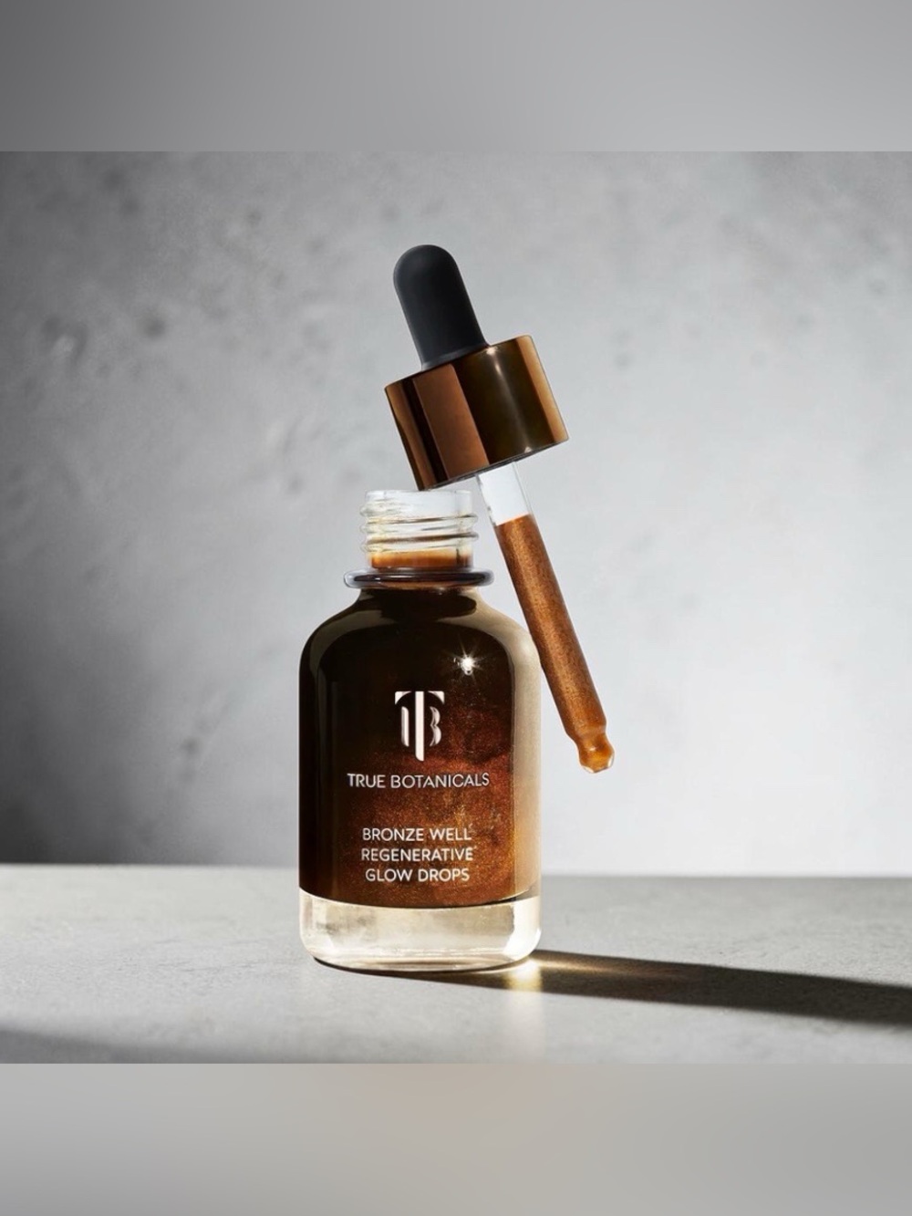 True Botanicals’s Bronze Well Regenerative Glow Drops